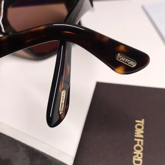 New Authentic Tom Ford Esme TF1157 52J Havana/Brown Sunglasses Tom Ford Esme TF1157 Square Sunglasses | Fashion Eyewear US main image 4